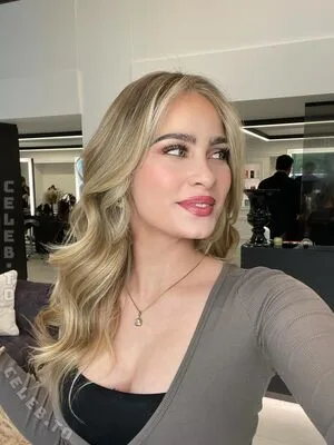 Kim Sara OnlyFans Leaked Free Thumbnail Picture - #0RM1su88FX