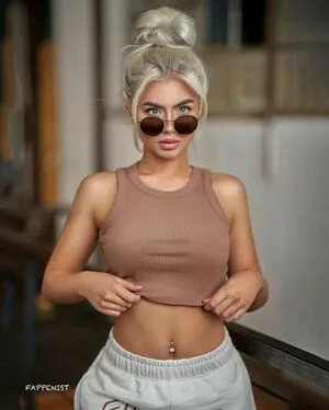 Kim Schiele OnlyFans Leaked Free Thumbnail Picture - #0RKRRQQH95