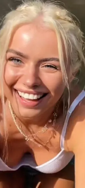 Kim Schiele OnlyFans Leaked Free Thumbnail Picture - #1iCZjdSj0C