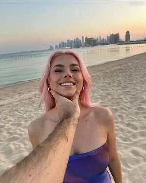 Kim Schiele OnlyFans Leaked Free Thumbnail Picture - #7yaMZNUmNS