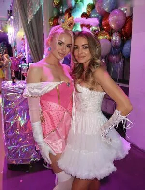 Kim Schiele OnlyFans Leaked Free Thumbnail Picture - #EkPGqU7F00