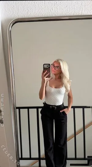 Kim Schiele OnlyFans Leaked Free Thumbnail Picture - #N38hWjGUQm