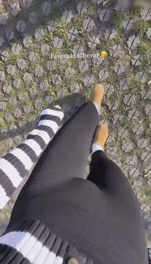 Kim Schiele OnlyFans Leaked Free Thumbnail Picture - #gaNWehMOLs