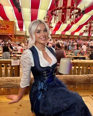 Kim Schiele OnlyFans Leaked Free Thumbnail Picture - #q2lPQN82rd