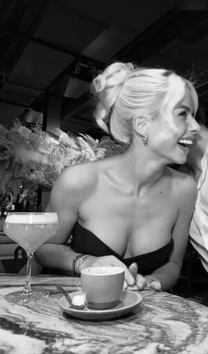 Kim Schiele OnlyFans Leaked Free Thumbnail Picture - #qsXsmXaP29