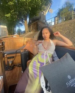 Kim291oo OnlyFans Leaked Free Thumbnail Picture - #5i0qZnwxUh