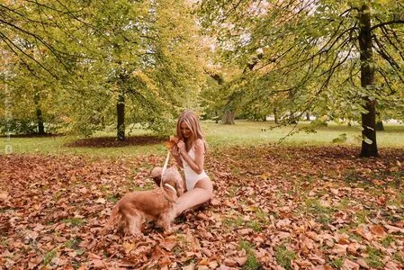 Kimberley Garner OnlyFans Leaked Free Thumbnail Picture - #4lt0pwJQje