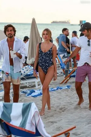Kimberley Garner OnlyFans Leaked Free Thumbnail Picture - #CVK8YP7UQ4