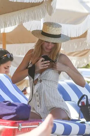 Kimberley Garner OnlyFans Leaked Free Thumbnail Picture - #2PnkbfHaGD