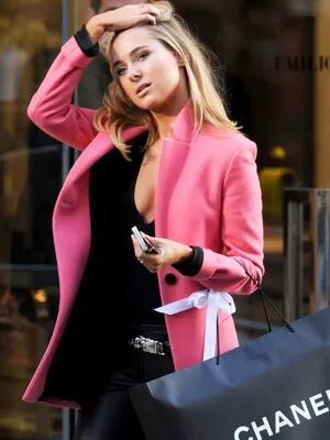 Kimberley Garner OnlyFans Leaked Free Thumbnail Picture - #C4b5sccguV