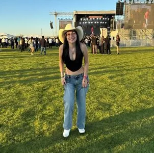Kimbermelendrez OnlyFans Leaked Free Thumbnail Picture - #ZFoJyShSA0