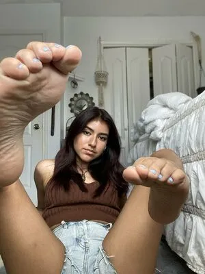 Kimgfeet OnlyFans Leaked Free Thumbnail Picture - #iSzr2nxnbs