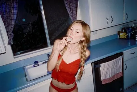 Kimiko Glenn OnlyFans Leaked Free Thumbnail Picture - #9Y7U2crNdK