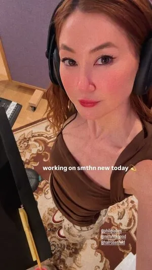 Kimiko Glenn OnlyFans Leaked Free Thumbnail Picture - #STnjm3L2Pk