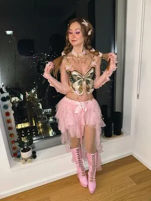 Kimiko Glenn OnlyFans Leaked Free Thumbnail Picture - #j7Bxn49Yez