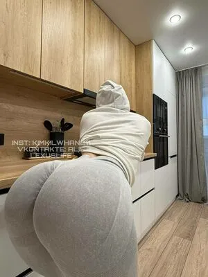 Kimkilwhan21 OnlyFans Leaked Free Thumbnail Picture - #P3KVWg5X04