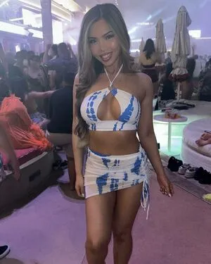Kimmayyx0 OnlyFans Leaked Free Thumbnail Picture - #5MmS5FtjtX