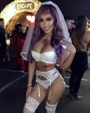 Kimmayyx0 OnlyFans Leaked Free Thumbnail Picture - #bY0YIdHpV0