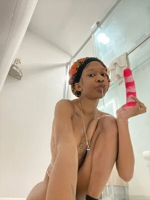 Kimmeedumpy OnlyFans Leaked Free Thumbnail Picture - #h9iDeoOA4L
