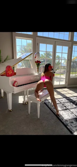 Kimmy Granger OnlyFans Leaked Free Thumbnail Picture - #xEtKQ1sHwG