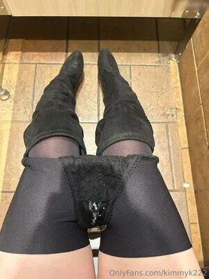 Kimmyk Exclusivekimmyk OnlyFans Leaked Free Thumbnail Picture - #QtemH3o8W5