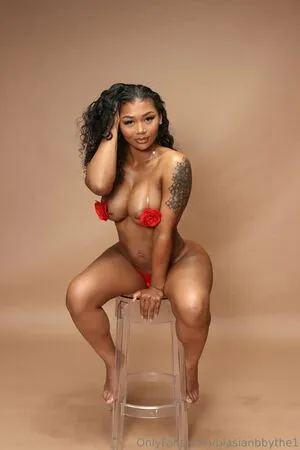 Kimora Lee OnlyFans Leaked Free Thumbnail Picture - #NylpnSf9KV