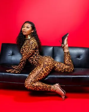 Kimora Lee OnlyFans Leaked Free Thumbnail Picture - #Pwb53EFqf9