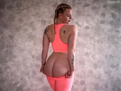 Kimpeaches OnlyFans Leaked Free Thumbnail Picture - #wvEE5jfLNS
