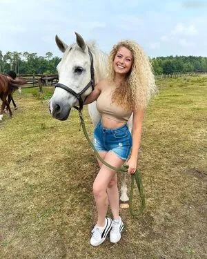 Kimsieeee OnlyFans Leaked Free Thumbnail Picture - #5CqdcsxhjJ