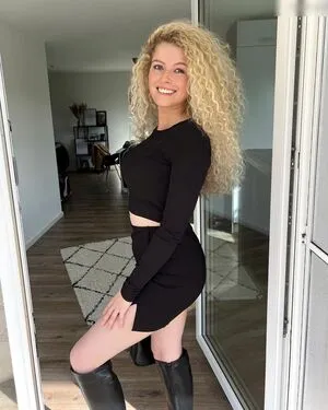 Kimsieeee OnlyFans Leaked Free Thumbnail Picture - #L5E1FiEdDE