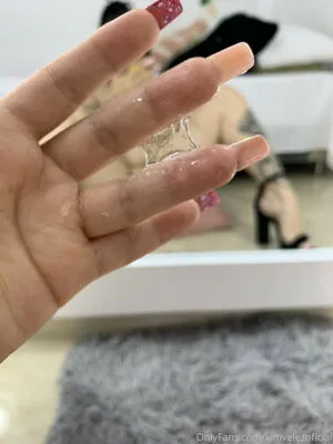 Kimvelezoficial OnlyFans Leaked Free Thumbnail Picture - #0Ba3IjkBtL