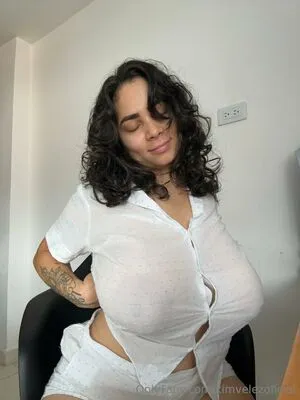 Kimvelezoficial OnlyFans Leaked Free Thumbnail Picture - #KPjRQlcgyr