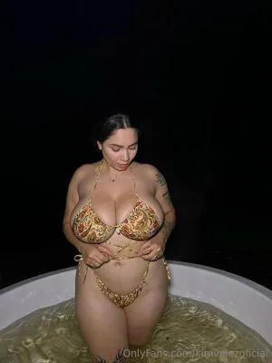 Kimvelezoficial OnlyFans Leaked Free Thumbnail Picture - #YhsuYIqRgQ