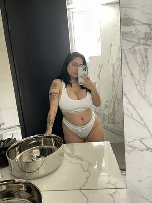 Kimvelezoficial OnlyFans Leaked Free Thumbnail Picture - #cP472buzv5