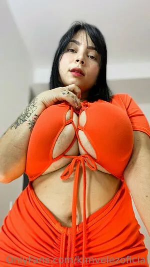 Kimvelezoficial OnlyFans Leaked Free Thumbnail Picture - #r5ByWGQBhq