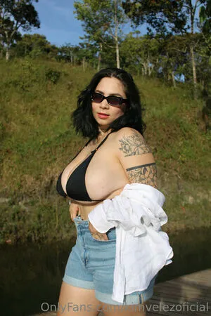 Kimvelezoficial OnlyFans Leaked Free Thumbnail Picture - #rYQfwtSFLu