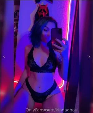 Kindaghoul OnlyFans Leaked Free Thumbnail Picture - #GhbwazuHG9