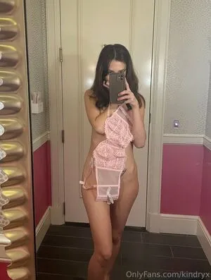 Kindryx OnlyFans Leaked Free Thumbnail Picture - #5E5C9SzR1O
