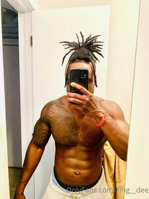 King Dee OnlyFans Leaked Free Thumbnail Picture - #2xYcFmkxUZ