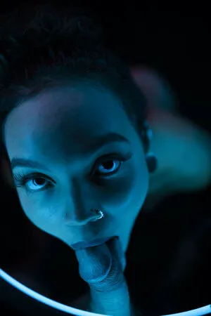 Kinglynese OnlyFans Leaked Free Thumbnail Picture - #0xCb614AjV