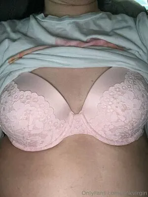 Kinkvirgin OnlyFans Leaked Free Thumbnail Picture - #ArL1POe0mK
