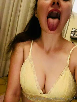 Kinky Ella1 OnlyFans Leaked Free Thumbnail Picture - #8Z9DGdUbXD