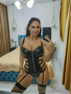 Kinky Lady OnlyFans Leaked Free Thumbnail Picture - #tTiPrls4uC