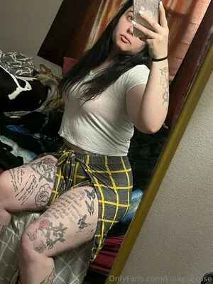 Kinky Lil Rose OnlyFans Leaked Free Thumbnail Picture - #INLW6KmJZG