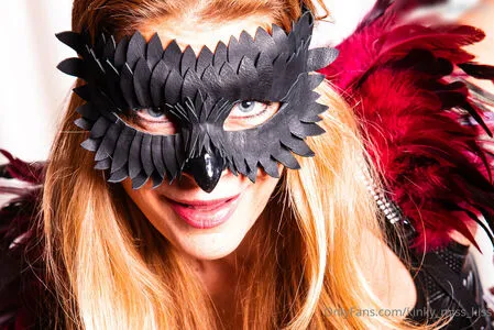 Kinky Miss Kiss OnlyFans Leaked Free Thumbnail Picture - #ISTupvzeMN