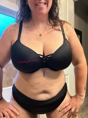 Kinky Nextdoor OnlyFans Leaked Free Thumbnail Picture - #0NSM65N8sn