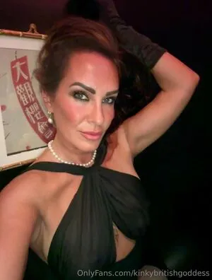 kinkybritishgoddess OnlyFans Leaked Free Thumbnail Picture - #SICexkd5tG