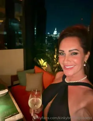 kinkybritishgoddess OnlyFans Leaked Free Thumbnail Picture - #hfSqaTeOgz