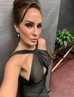 kinkybritishgoddess OnlyFans Leaked Free Thumbnail Picture - #vBTMezAs5K