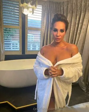 kinkybritishgoddess OnlyFans Leaked Free Thumbnail Picture - #ye2heRLUXN